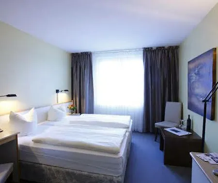 Frankfurt By Tulip 3*