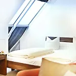 B99 3* Offenbach am Main