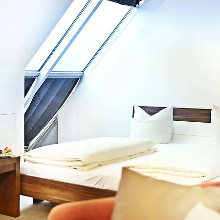 B99 3* Offenbach am Main