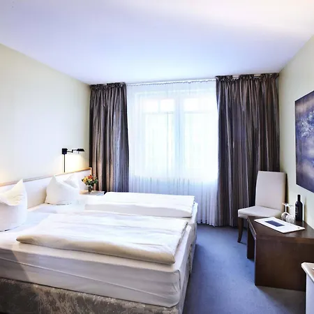 Hotel B99