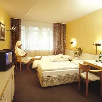 B99 3* Offenbach am Main